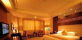 Junyuan Huatian Hotel - Huaihua 鳳凰県 エクステリア 写真