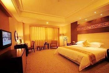 Junyuan Huatian Hotel - Huaihua 鳳凰県 エクステリア 写真